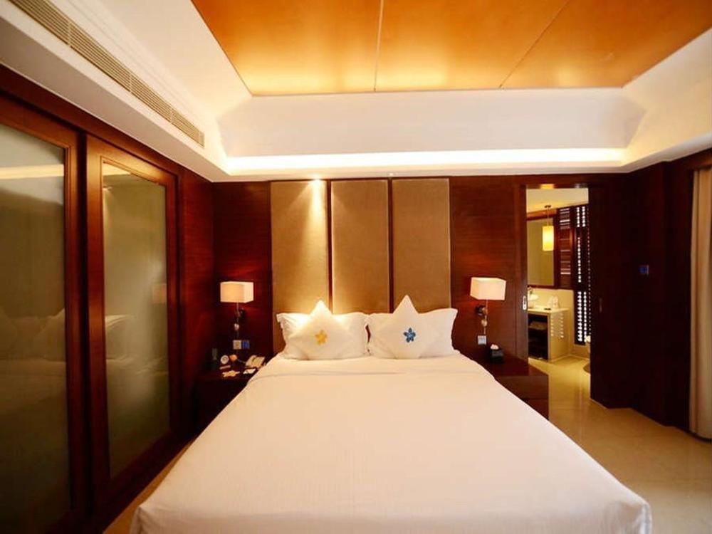 Marina Spa Hotel Sanya Extérieur photo