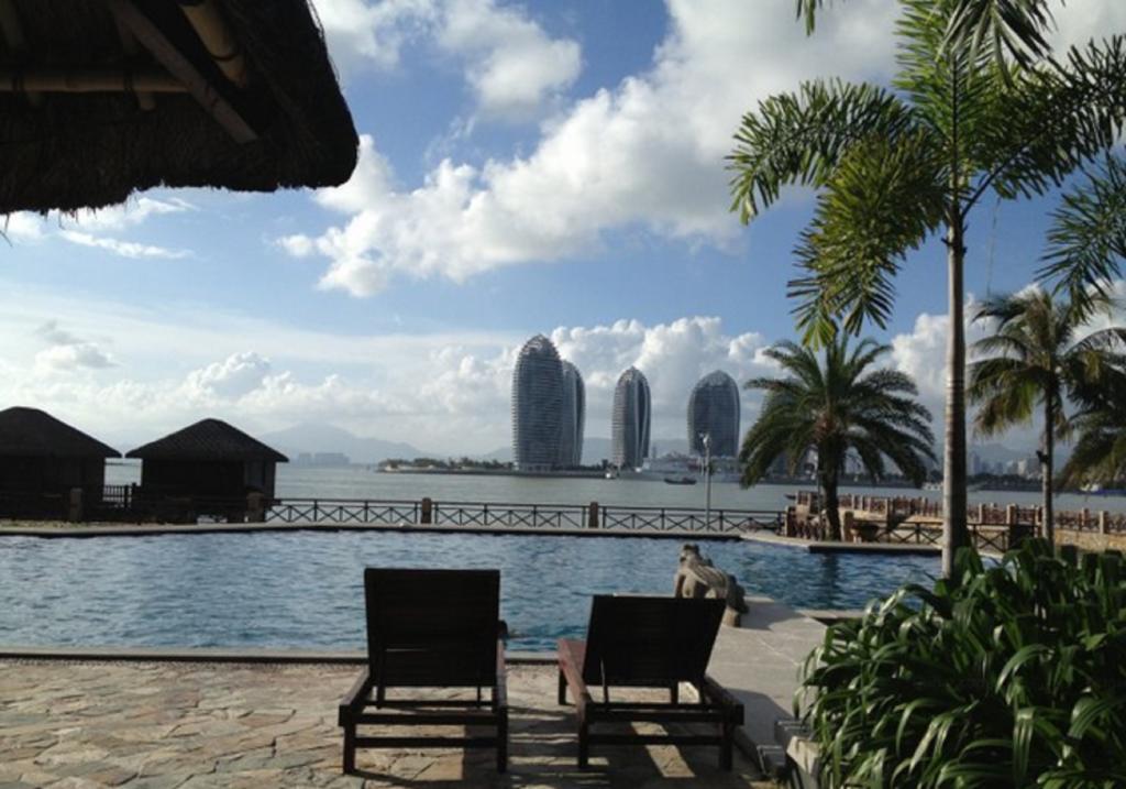 Marina Spa Hotel Sanya Extérieur photo